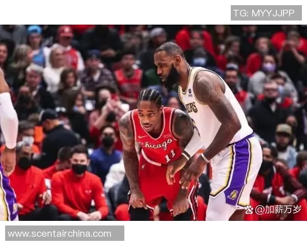 勒布朗·詹姆斯正式签约火箭,巨星阵容再添一员 勒布朗·詹姆斯正式签约火箭,巨星阵容再添一员