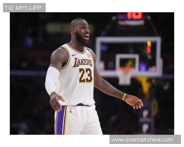 詹姆斯绝杀领袖气质爆棚！火箭失利湖人晋级西决